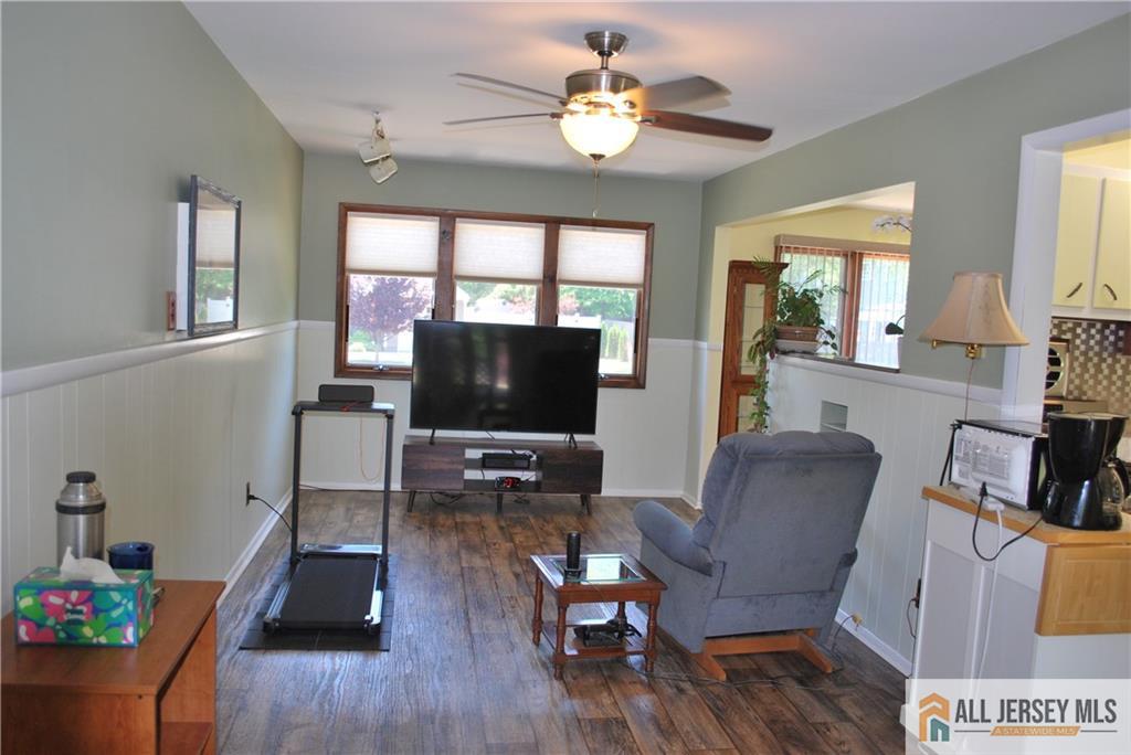 1230 Cattus Island Bend Toms River NJ 08753