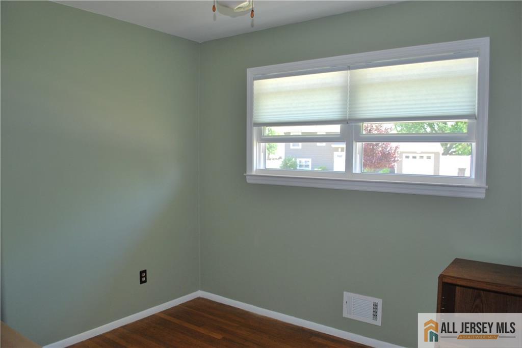 1230 Cattus Island Bend Toms River NJ 08753