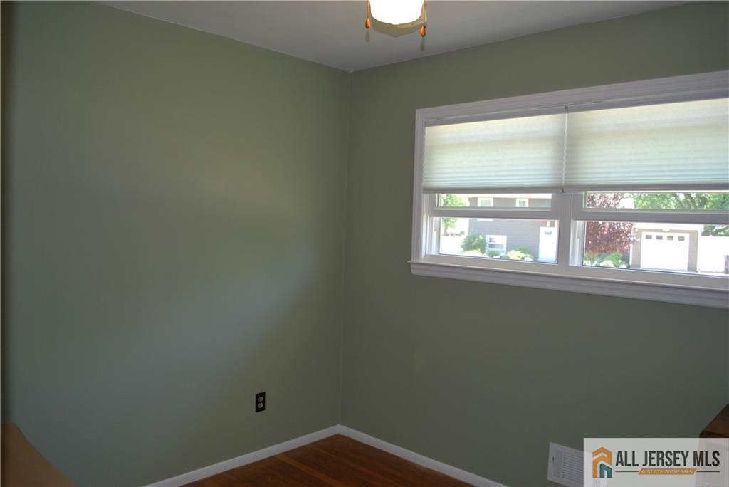 1230 Cattus Island Bend Toms River NJ 08753