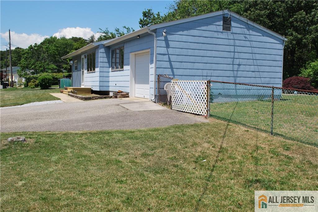 1230 Cattus Island Bend Toms River NJ 08753