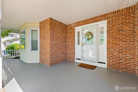 8 Danny Court North Brunswick NJ 08902