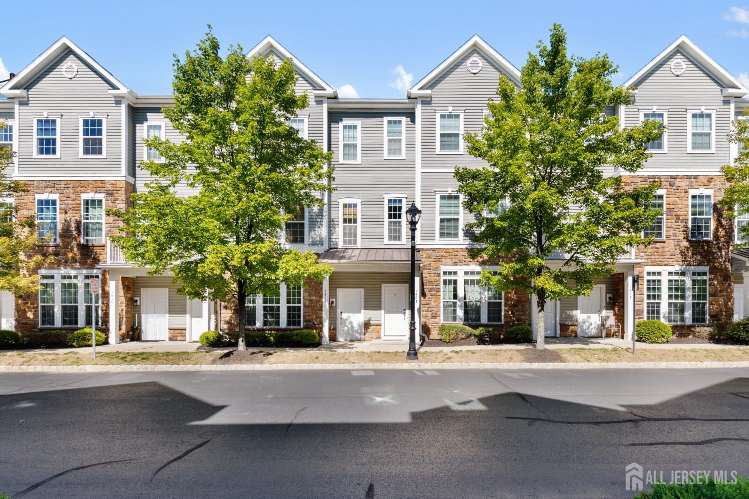 1423 Hudson Circle Highland Park NJ 08904