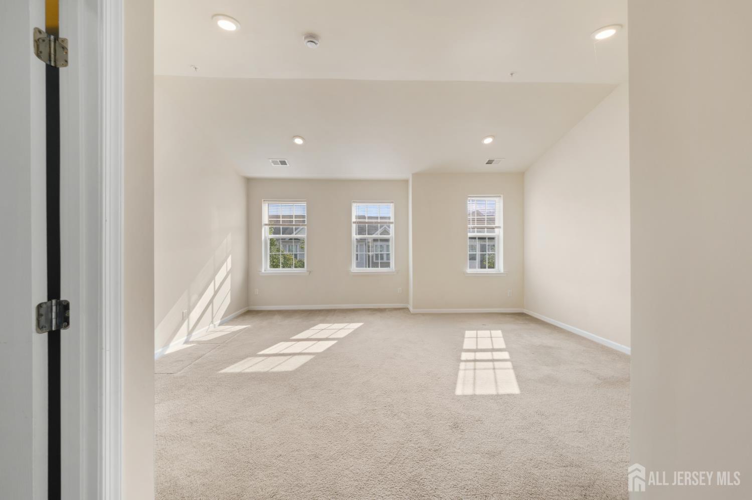 1423 Hudson Circle Highland Park NJ 08904