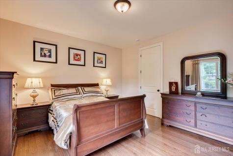 7 Alton Way Scotch Plains NJ 07076