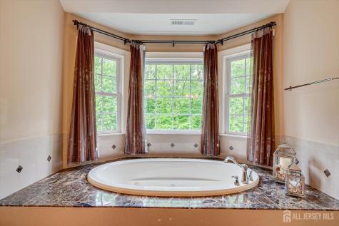 7 Alton Way Scotch Plains NJ 07076