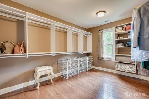 7 Alton Way Scotch Plains NJ 07076
