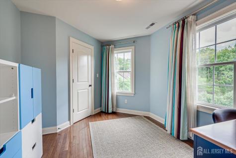 7 Alton Way Scotch Plains NJ 07076