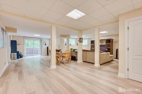 7 Alton Way Scotch Plains NJ 07076