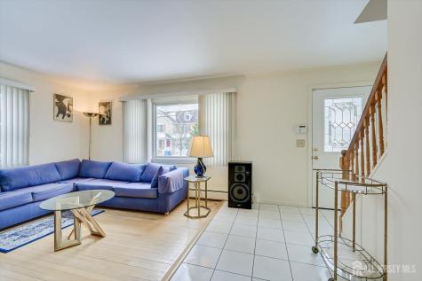 32 Sheridan Avenue Metuchen NJ 08840