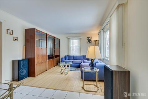 32 Sheridan Avenue Metuchen NJ 08840