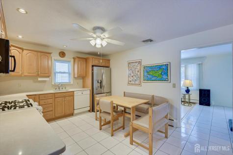 32 Sheridan Avenue Metuchen NJ 08840