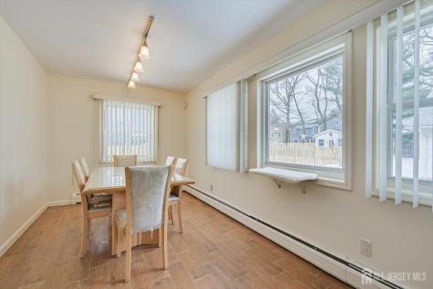 32 Sheridan Avenue Metuchen NJ 08840