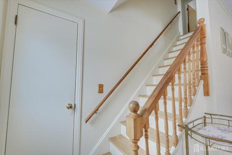 32 Sheridan Avenue Metuchen NJ 08840