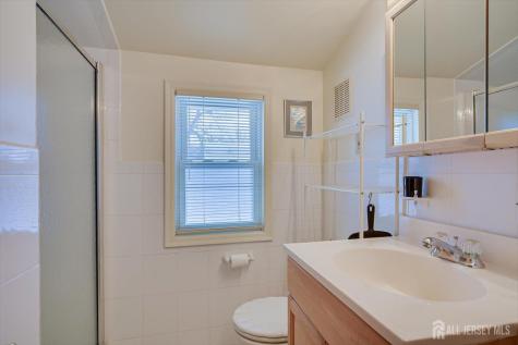 32 Sheridan Avenue Metuchen NJ 08840