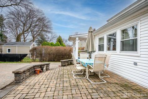 32 Sheridan Avenue Metuchen NJ 08840