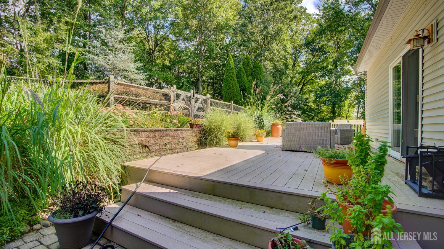 314 Sweetmans Lane Millstone NJ 08535