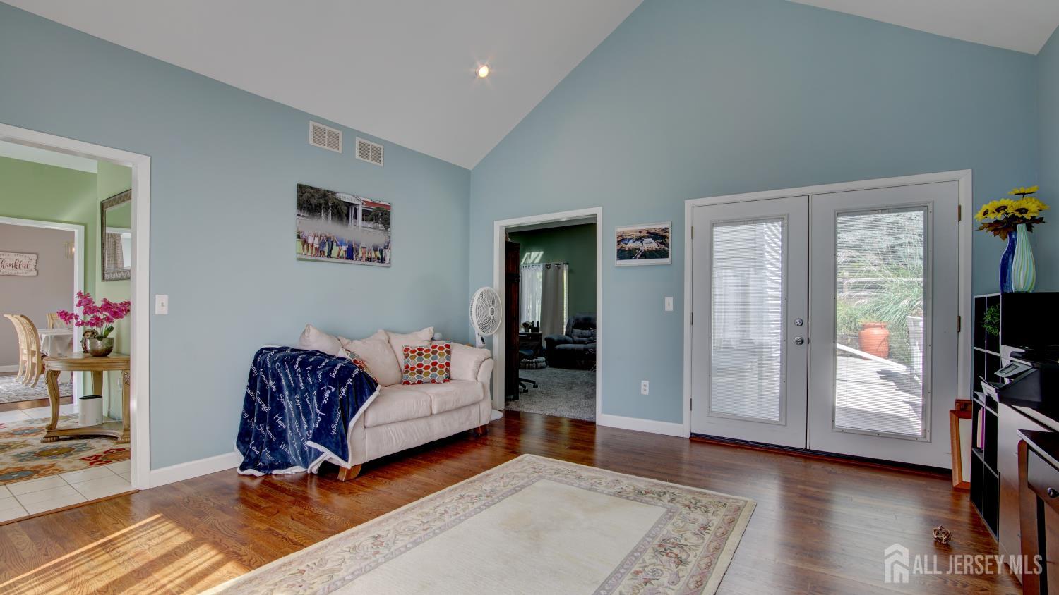 314 Sweetmans Lane Millstone NJ 08535