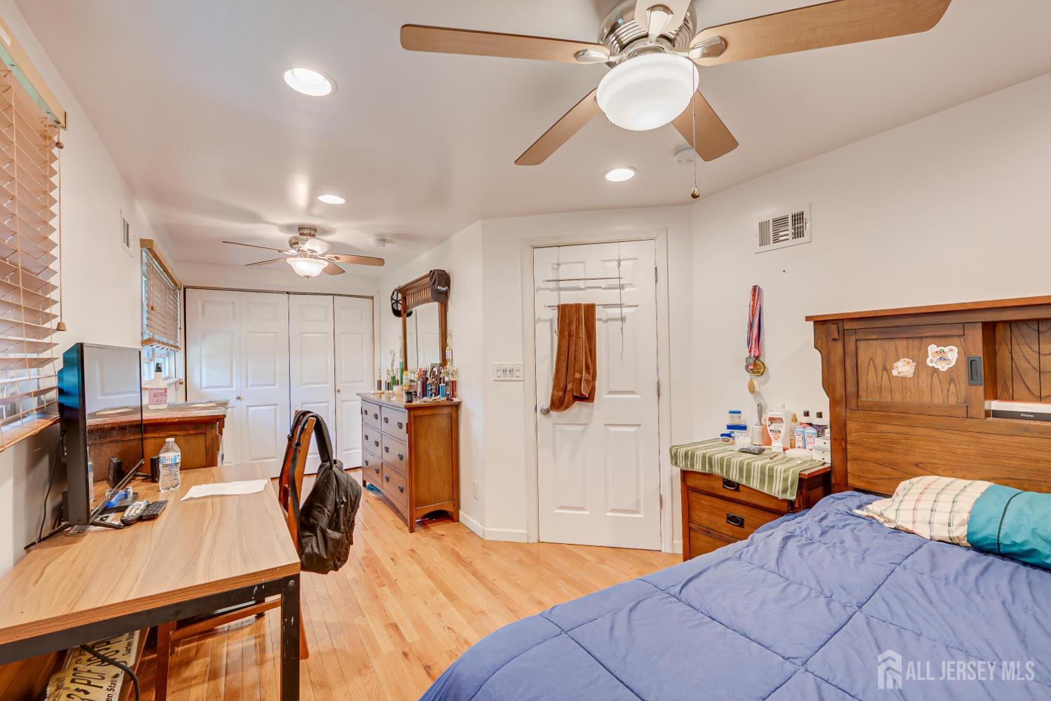 228 Henry Court North Plainfield NJ 07060
