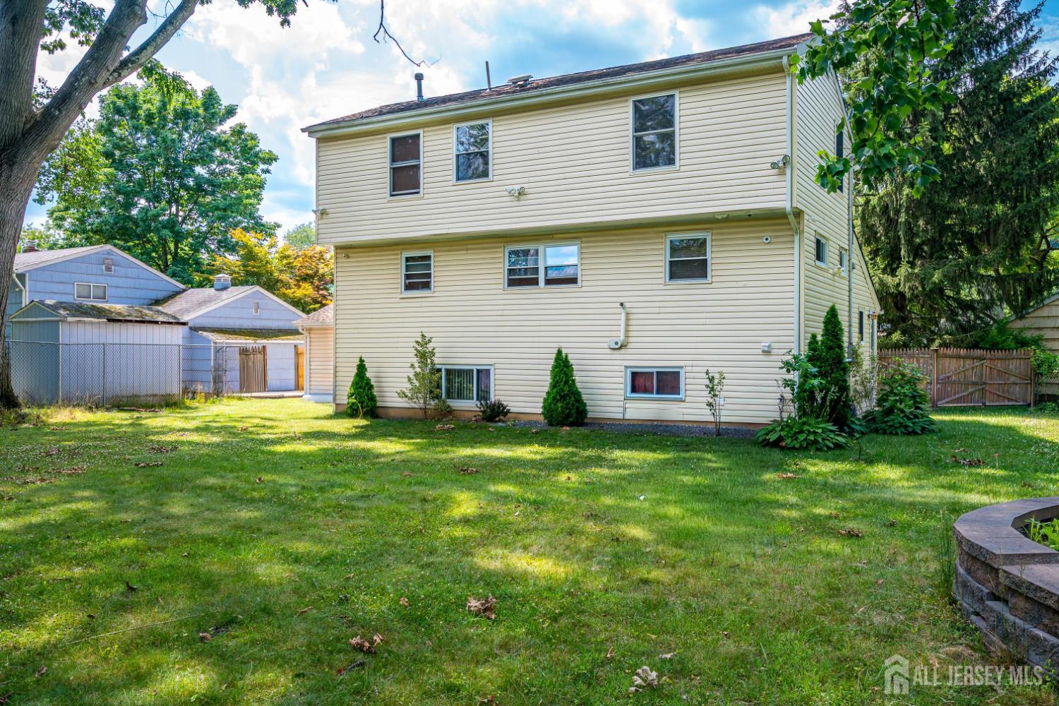 228 Henry Court North Plainfield NJ 07060