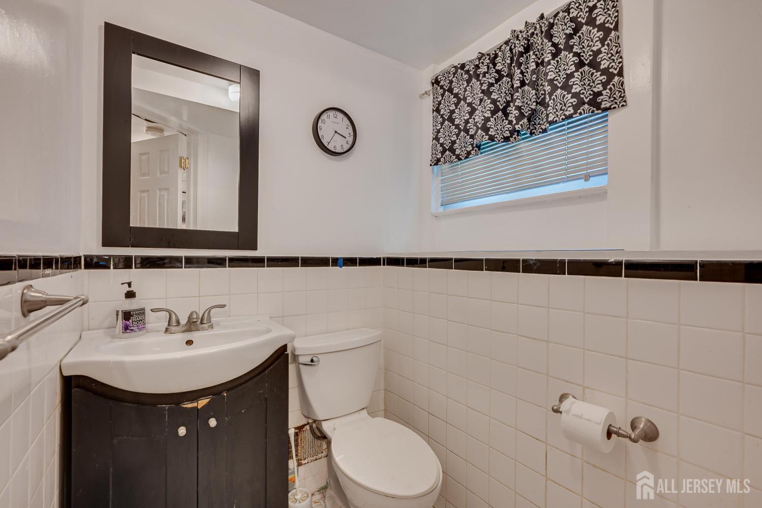 228 Henry Court North Plainfield NJ 07060