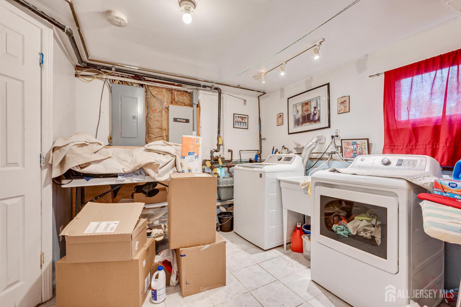 228 Henry Court North Plainfield NJ 07060