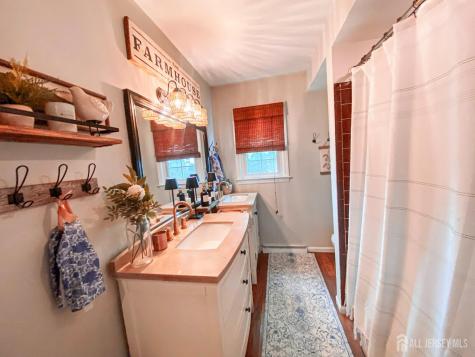 608 E Hendricks Boulevard E South Plainfield NJ 07080