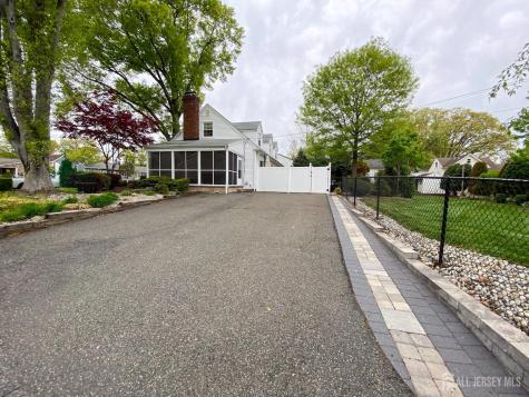 608 E Hendricks Boulevard E South Plainfield NJ 07080