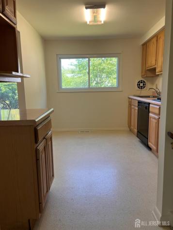 10 Charles Place Pennsville NJ 08070