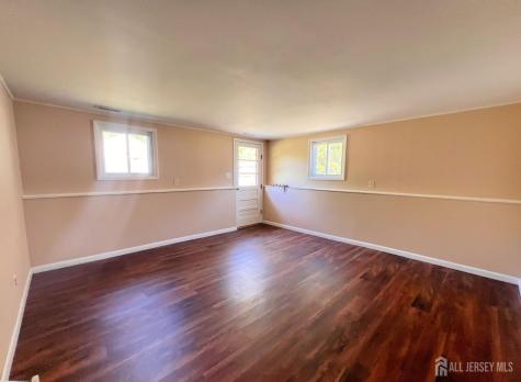 10 Charles Place Pennsville NJ 08070