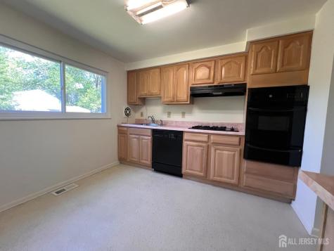 10 Charles Place Pennsville NJ 08070