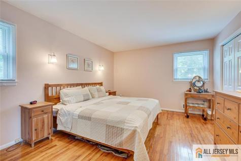 6 Paul Avenue South Brunswick NJ 08824