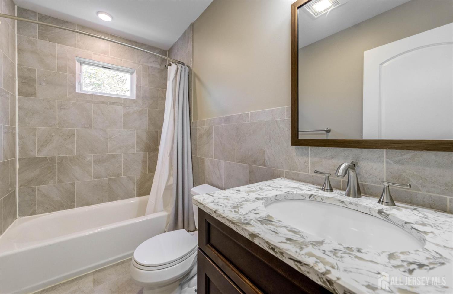 302 Central Avenue Edison NJ 08817