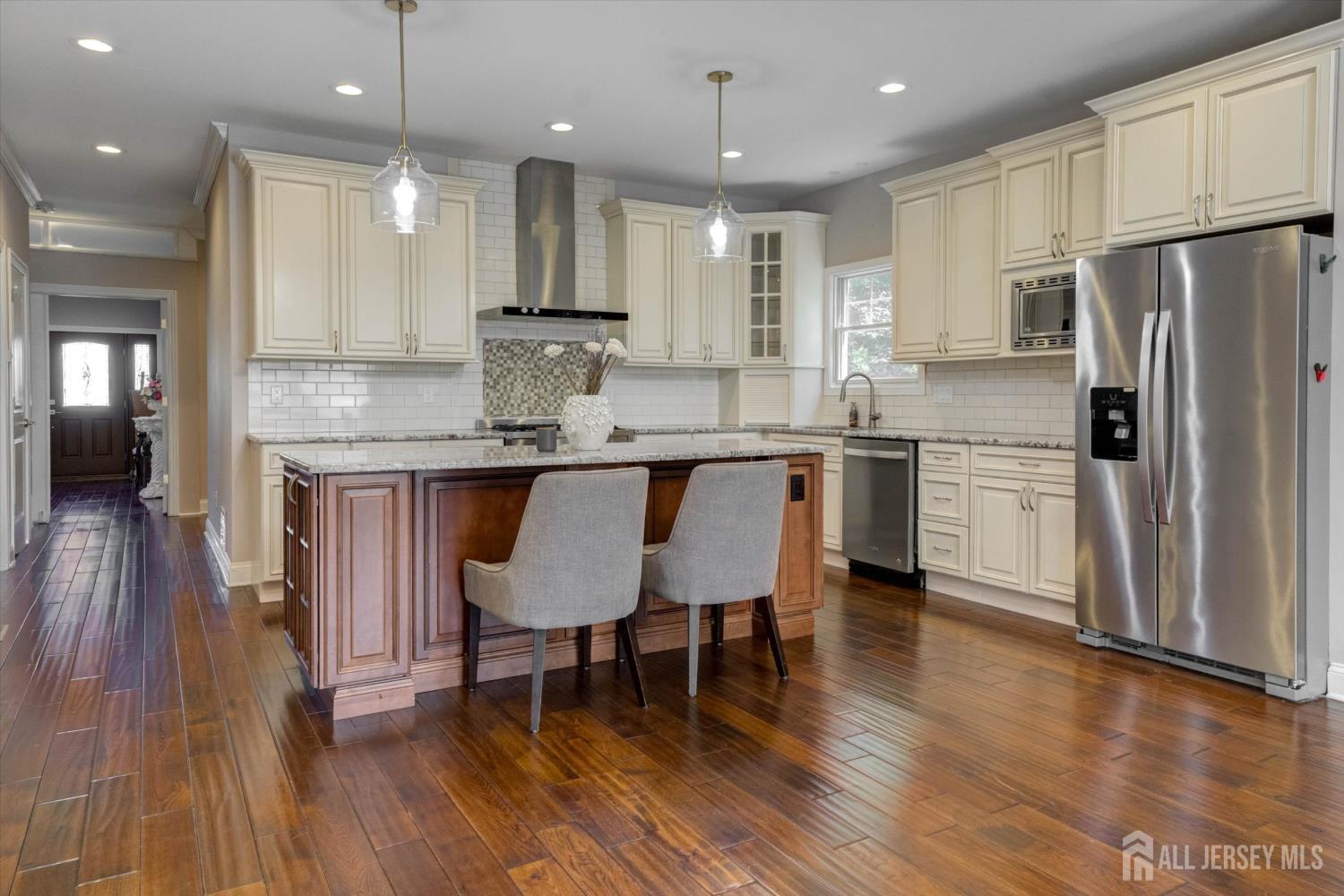 302 Central Avenue Edison NJ 08817
