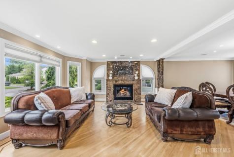 19 Fairview Drive Clark NJ 07066