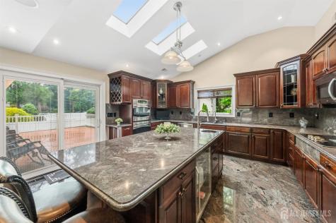 19 Fairview Drive Clark NJ 07066