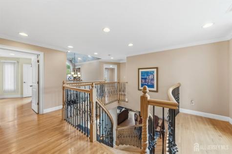 19 Fairview Drive Clark NJ 07066
