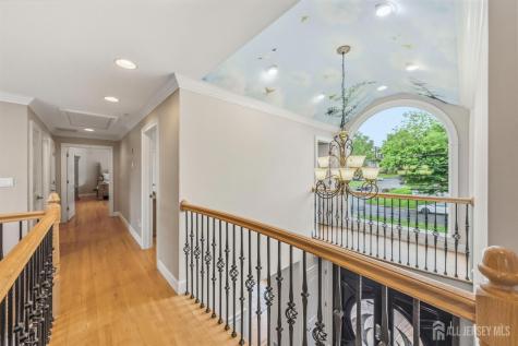 19 Fairview Drive Clark NJ 07066