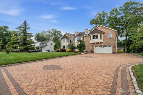 19 Fairview Drive Clark NJ 07066