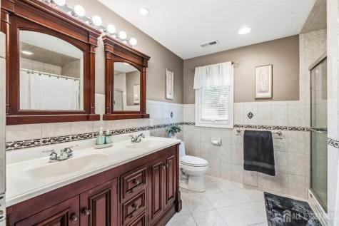 19 Fairview Drive Clark NJ 07066