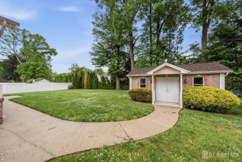 19 Fairview Drive Clark NJ 07066