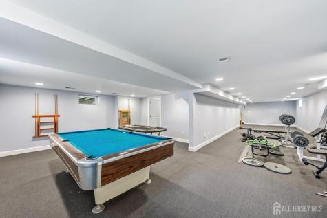 19 Fairview Drive Clark NJ 07066
