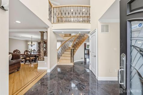 19 Fairview Drive Clark NJ 07066