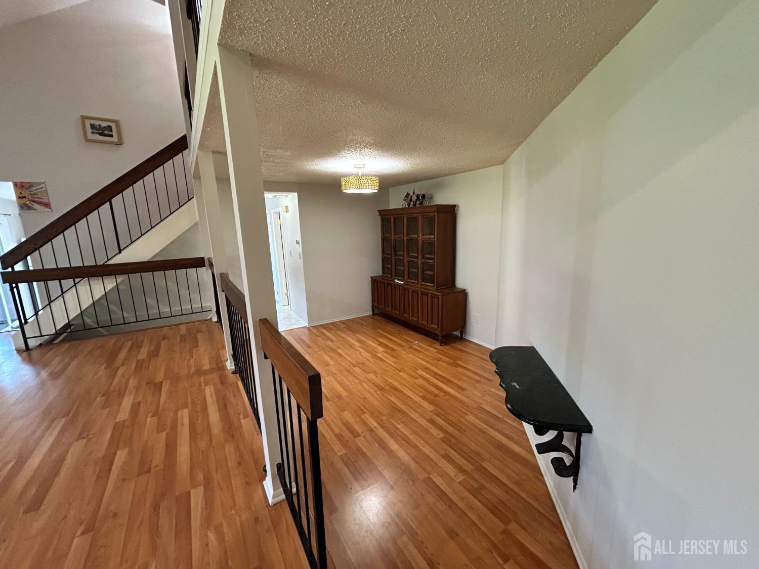 17 Westgate Drive Edison NJ 08820