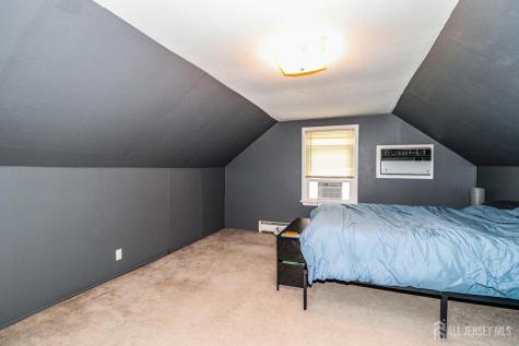 215 Loring Avenue Edison NJ 08817