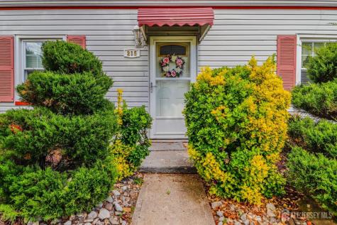215 Loring Avenue Edison NJ 08817