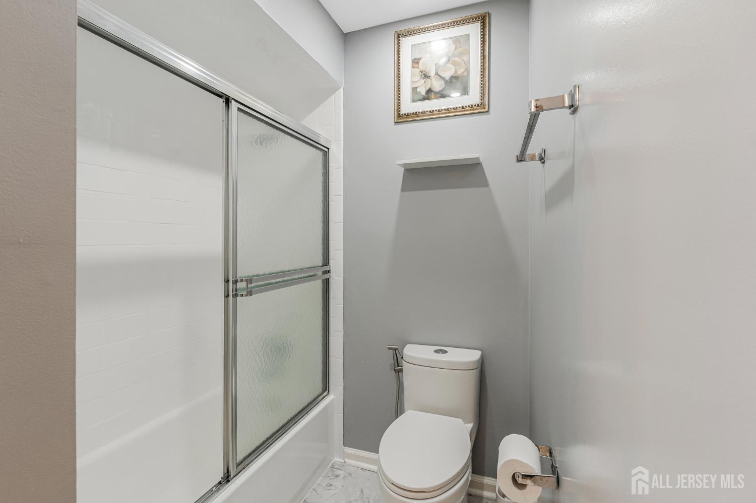 32 Chelsea Way Bridgewater NJ 08807