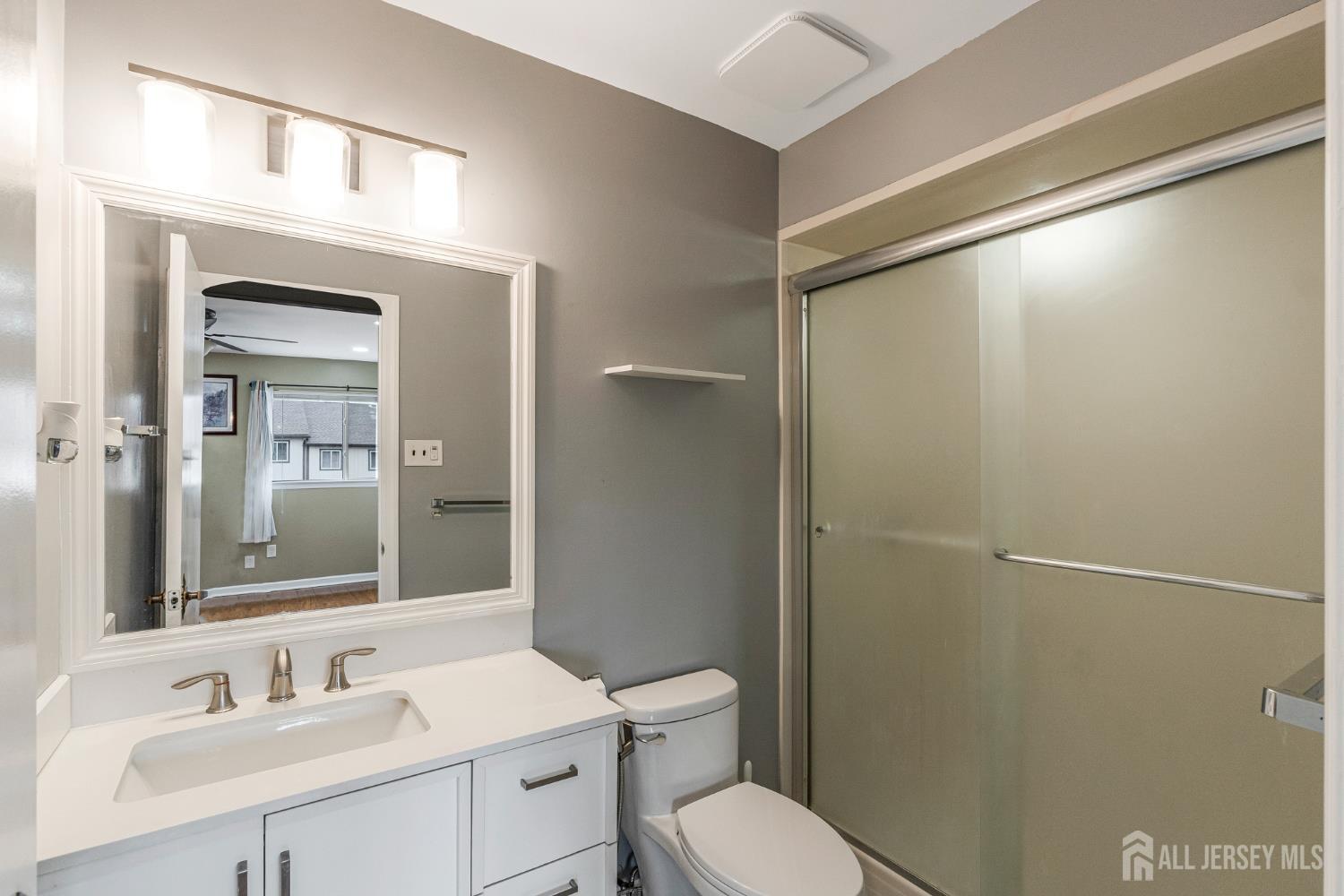 32 Chelsea Way Bridgewater NJ 08807