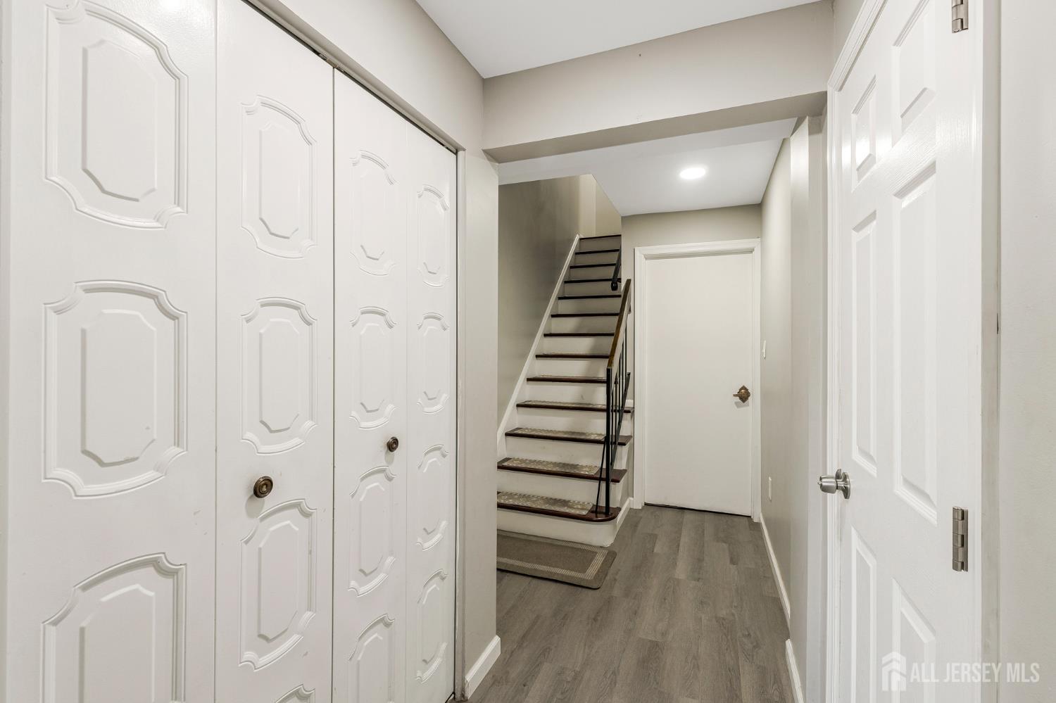 32 Chelsea Way Bridgewater NJ 08807