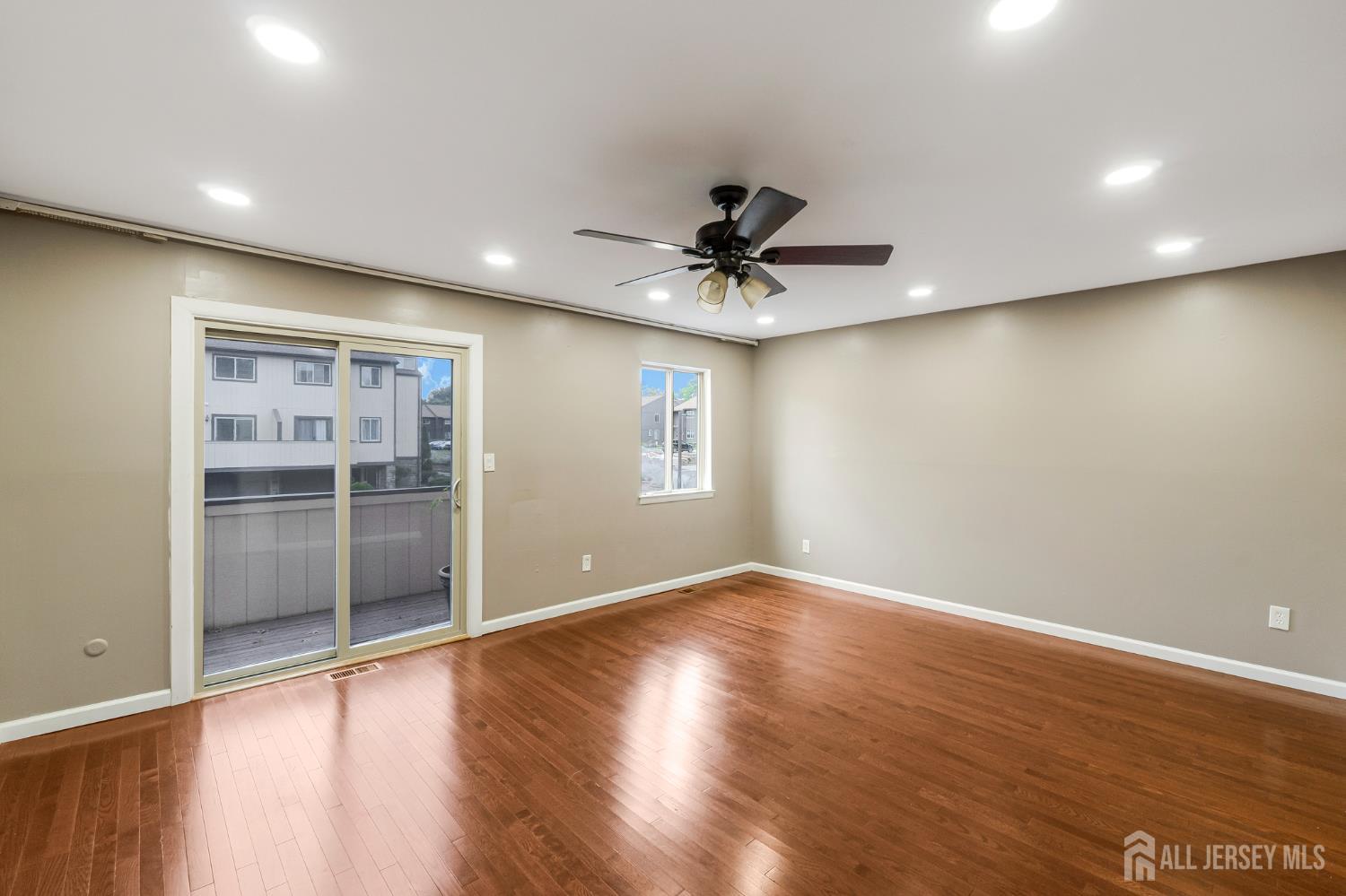 32 Chelsea Way Bridgewater NJ 08807