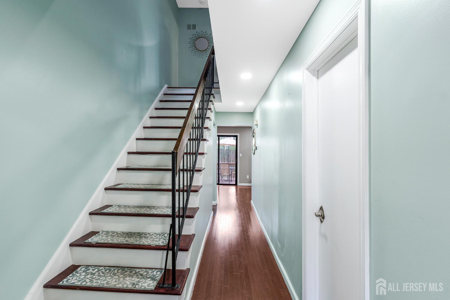 32 Chelsea Way Bridgewater NJ 08807